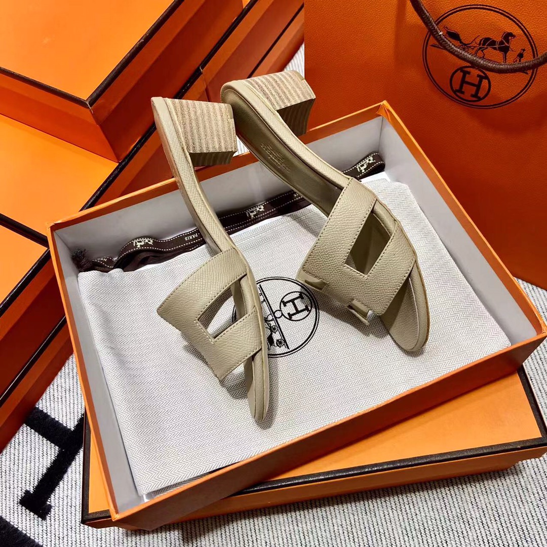 에르메스 올수공 오아시스 슬리퍼 샌들 앱송 54